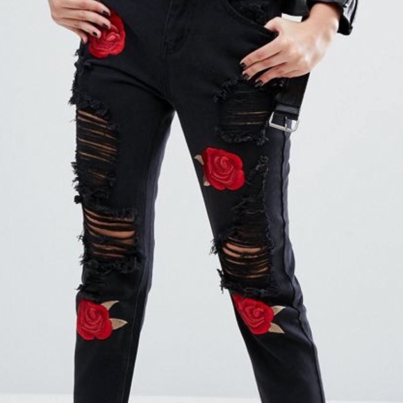 ASOS-Missguided Riot Embroidered distressed jeans - Picture 2 of 2